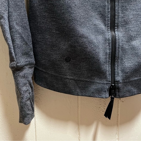 Lululemon En Route Hooded Jacket - Picture 8 of 9
